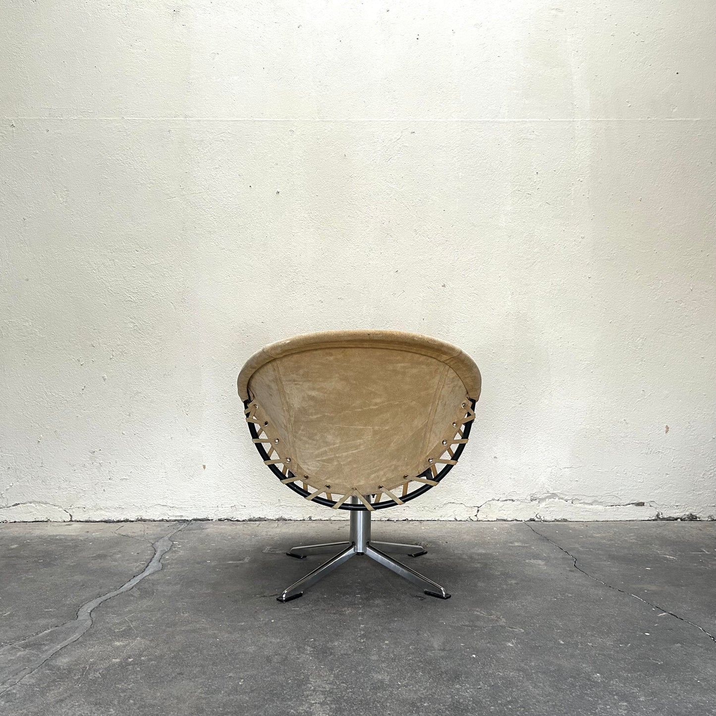 Mid-Century Lusch & Co Balloon Swivel Armchair 1960s